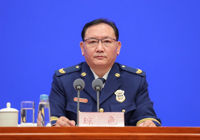 被大鸡吧操到高潮视频应急部党组成员、消防救援局局长琼色出席新闻发布会